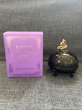 ANNA SUI Black Powder Case with Gold Butterfly Accent